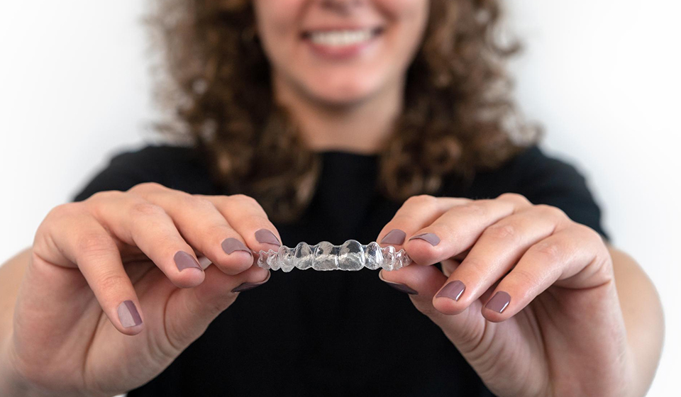 The Hidden Benefits of Wearing a Retainer After Orthodontic Treatment